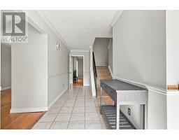 Living room - 659 Woodcrest Boulevard, London South, ON N6K1P8 Photo 9
