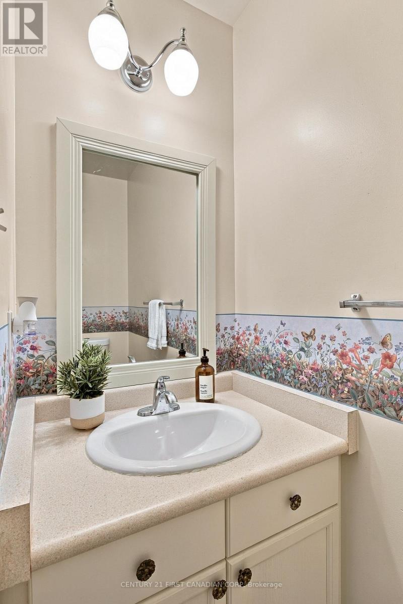 50 Chapman Court — photo 20