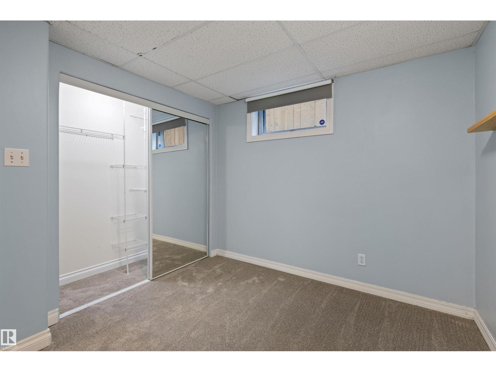 6207 85 AV NW - 35