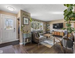 Bedroom 2 - 6207 85 Av Nw, Edmonton, AB T6B0J4 Photo 6