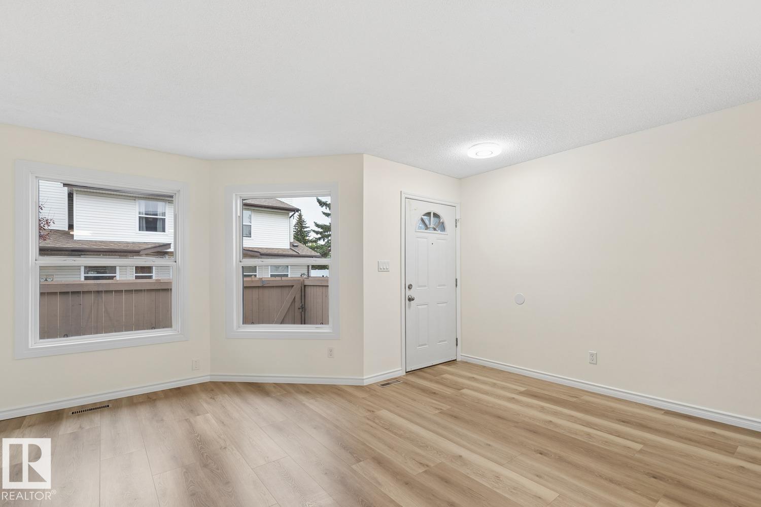 10475 24 AV NW - 15