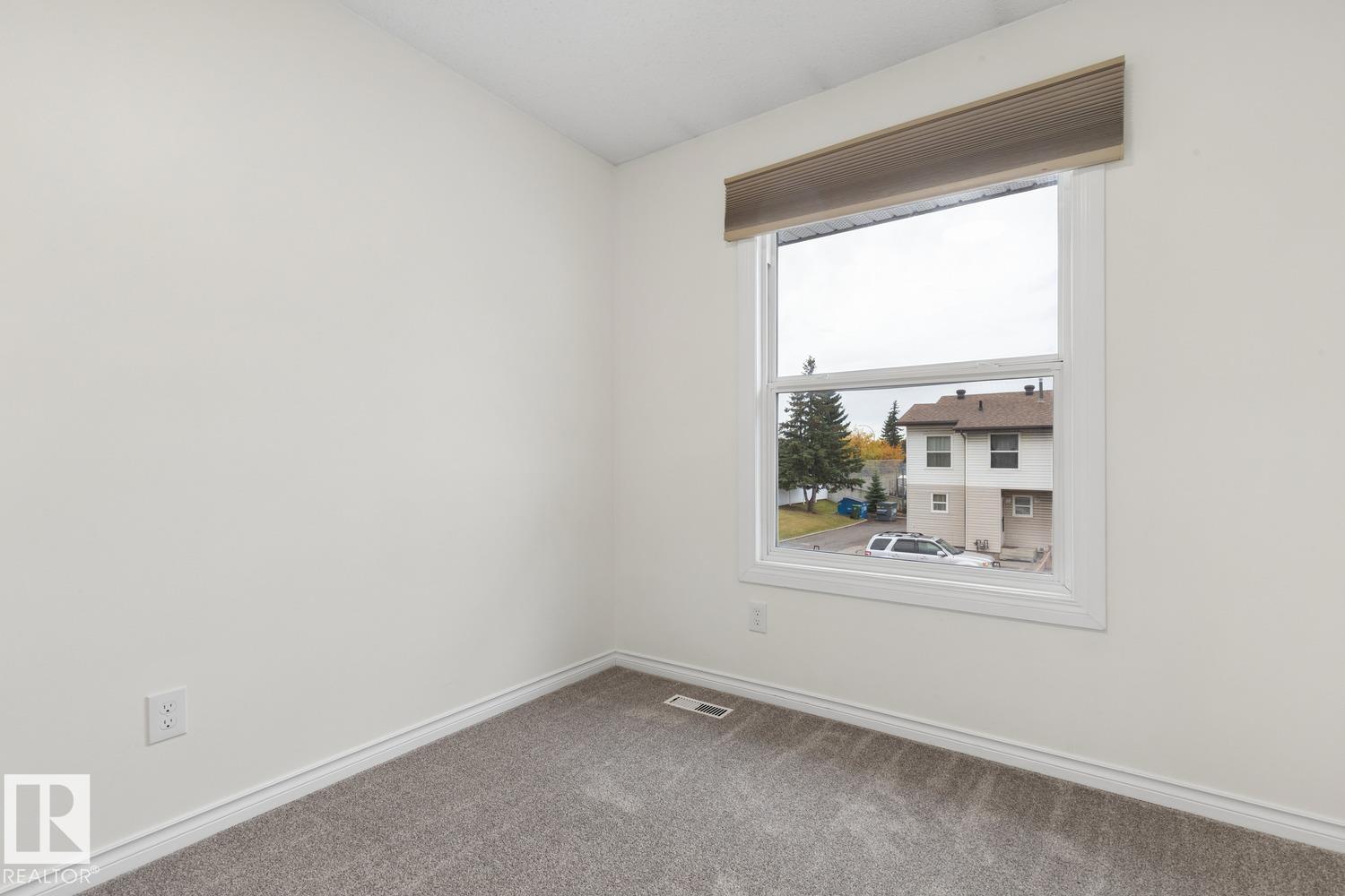 10475 24 AV NW - 24