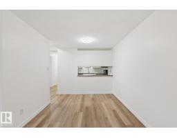 10475 24 Av Nw, Edmonton, AB T6J4S2 Photo 8