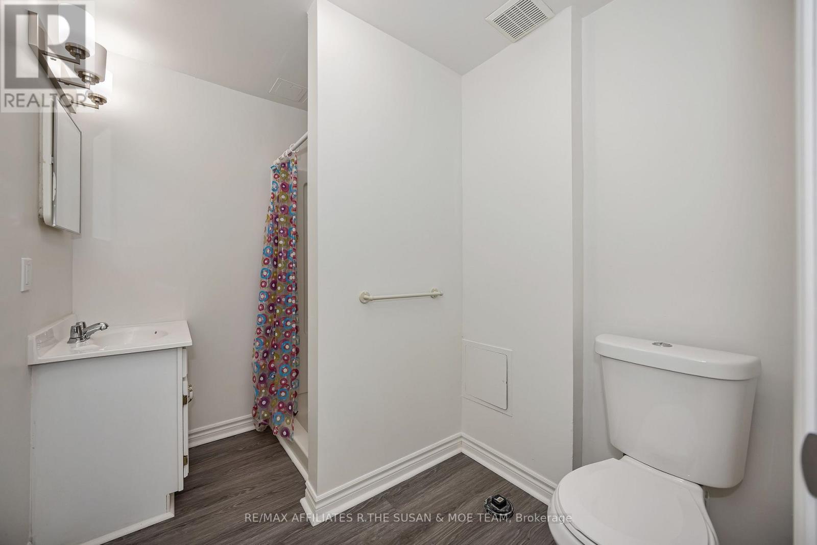 2131 Neepawa Avenue — photo 18