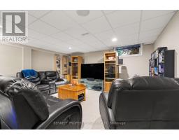 Bedroom 3 - 2 Thunderbird Crescent, Ottawa, ON K2M2H4 Photo 13