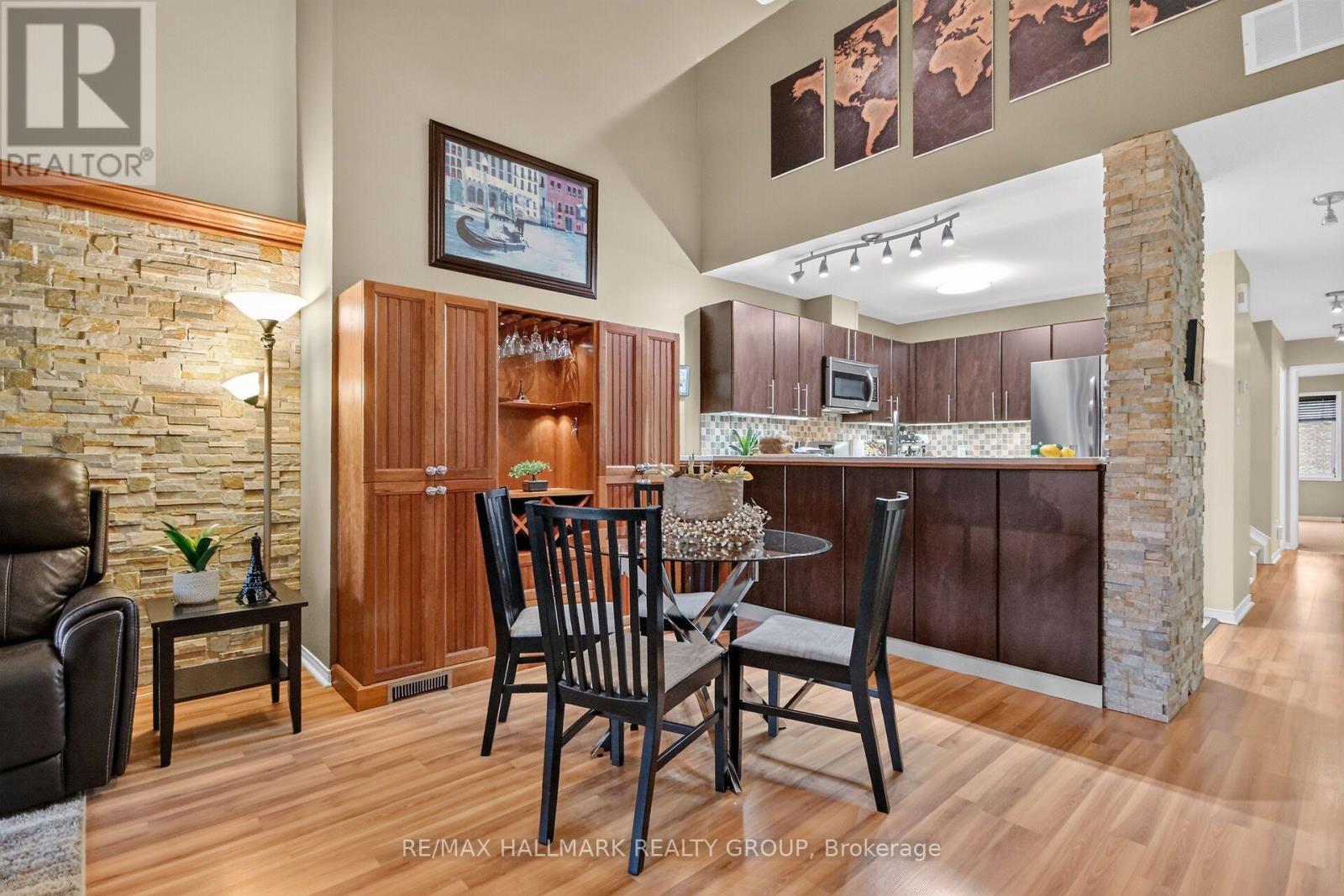 10 Daybreak Street — photo 18