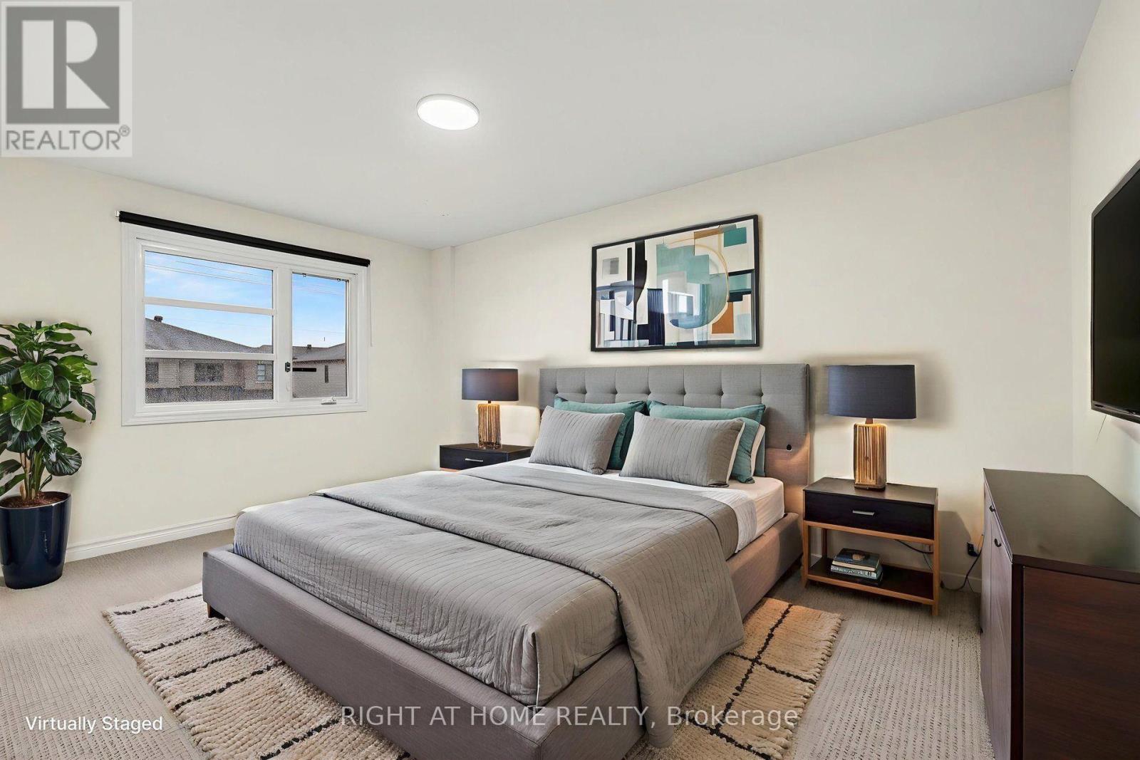 285 Munro Street — photo 17