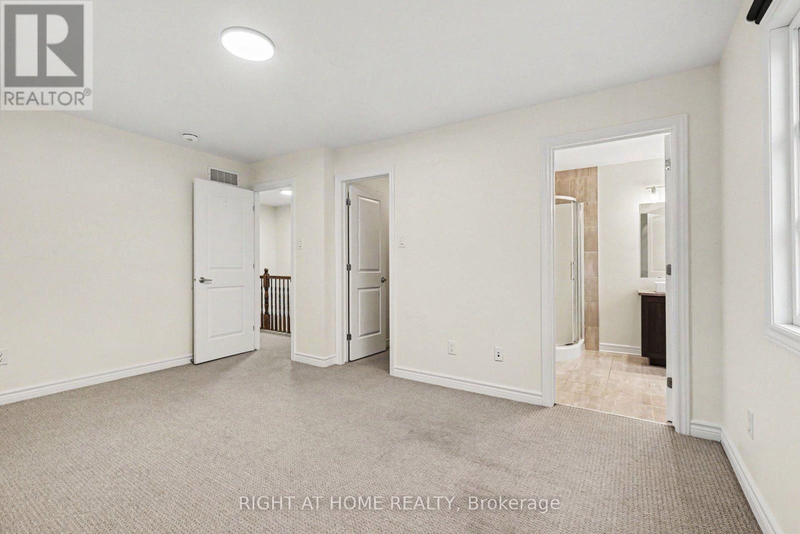 285 Munro Street — photo 19