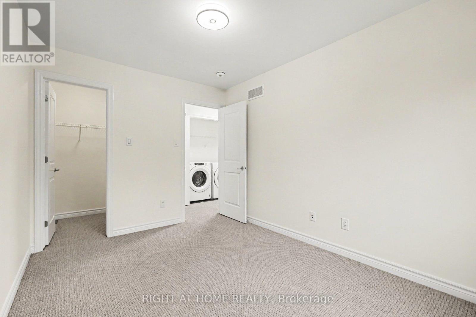 285 Munro Street — photo 24