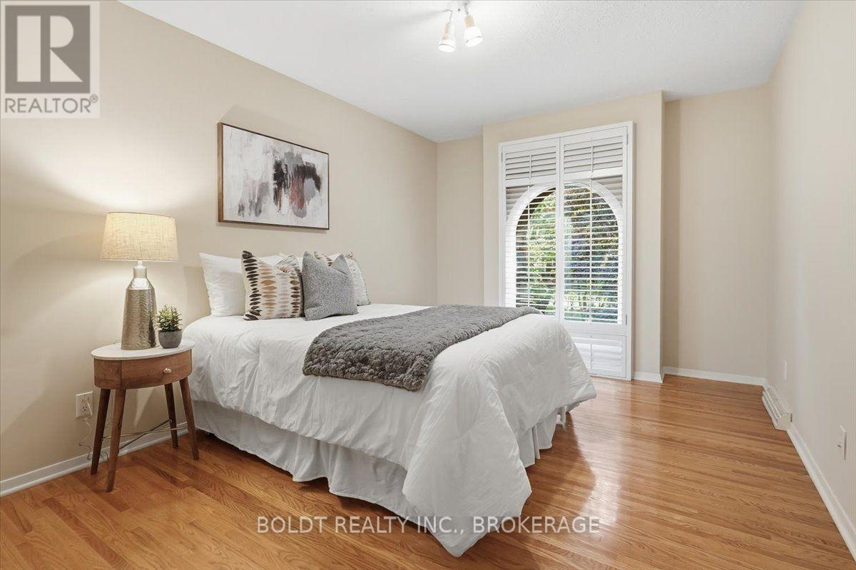 290 Riverview Boulevard — photo 38