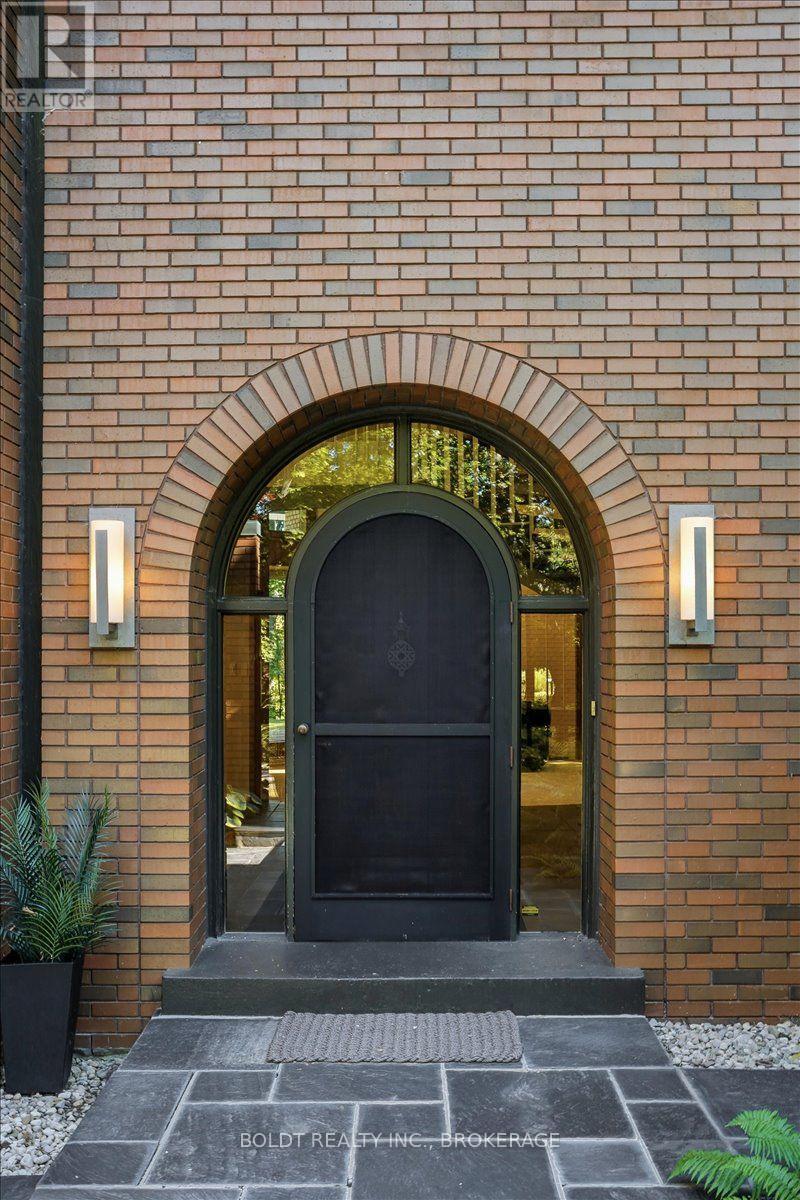 290 Riverview Boulevard — photo 8