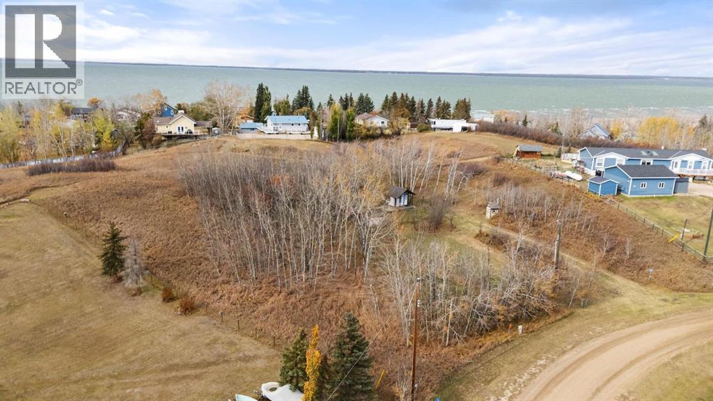 Listing photo – 25 Earls Way, White Sands