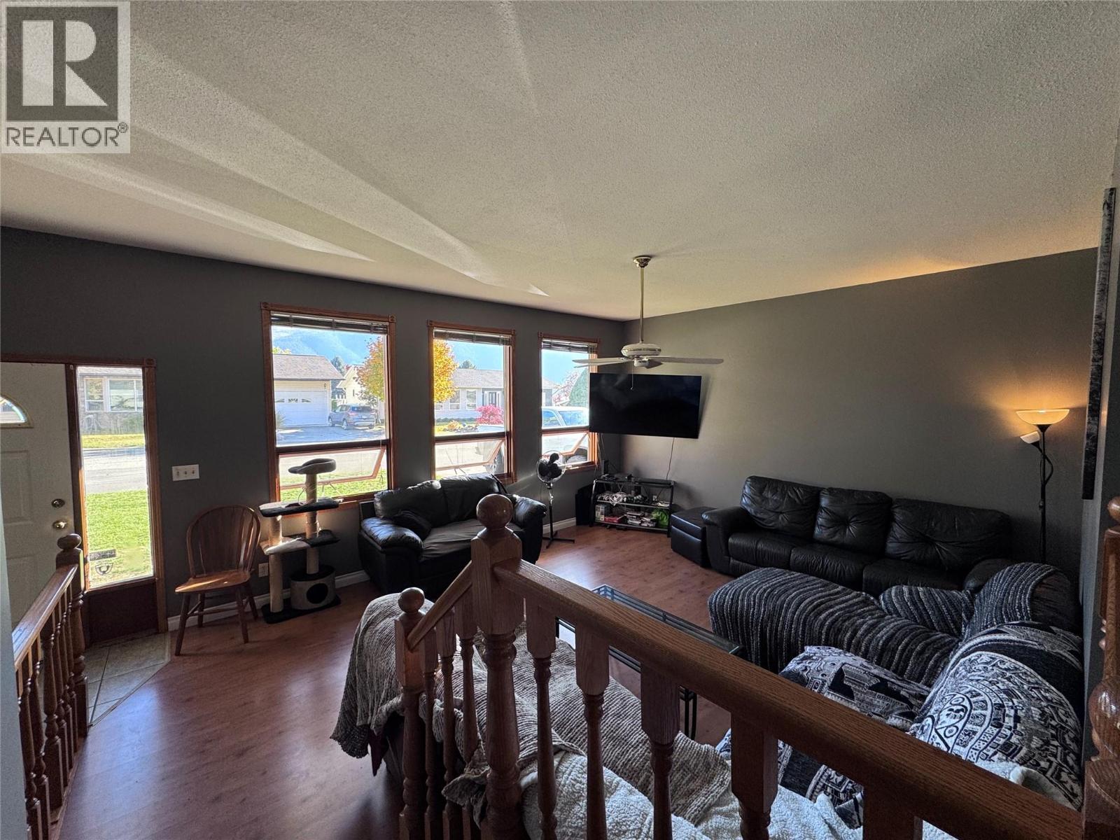 243 WINNIPEG Avenue - 11