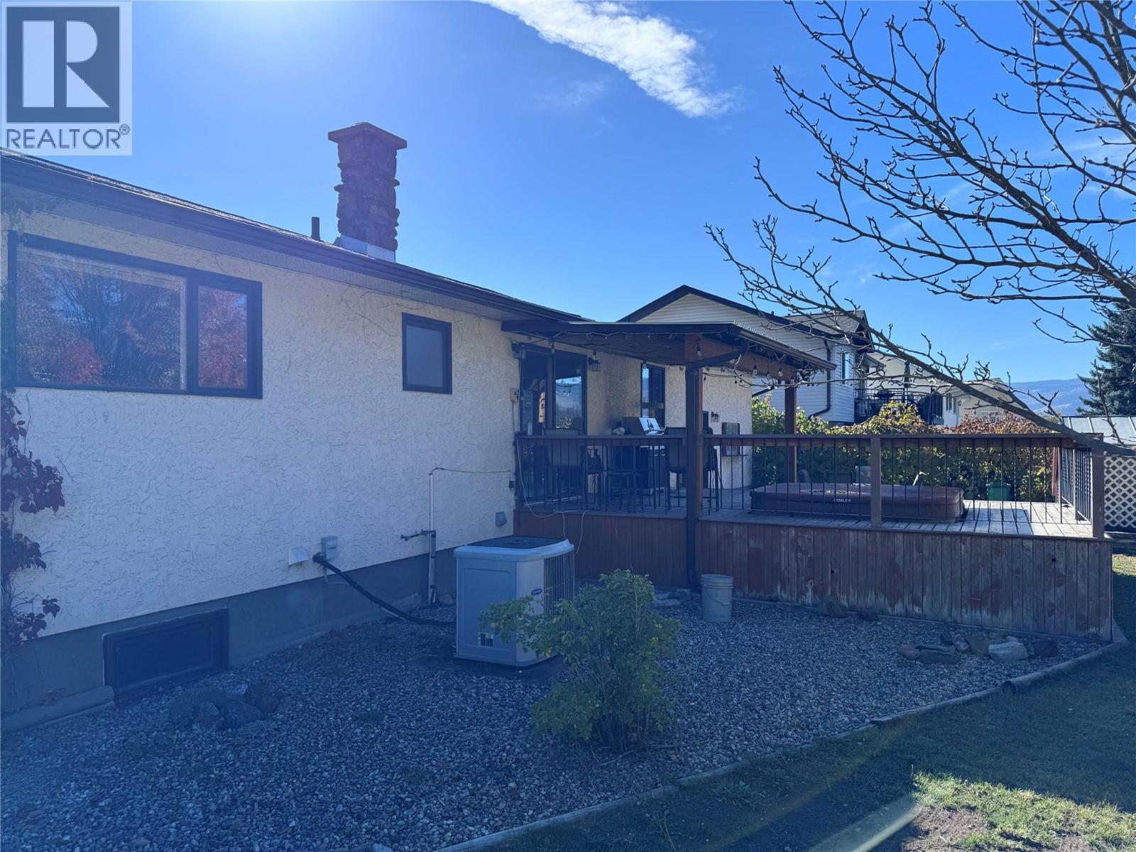 243 WINNIPEG Avenue - 7