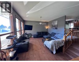 243 Winnipeg Avenue, Grand Forks, BC V0H1H0 Photo 12