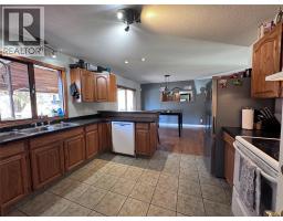 243 Winnipeg Avenue, Grand Forks, BC V0H1H0 Photo 16