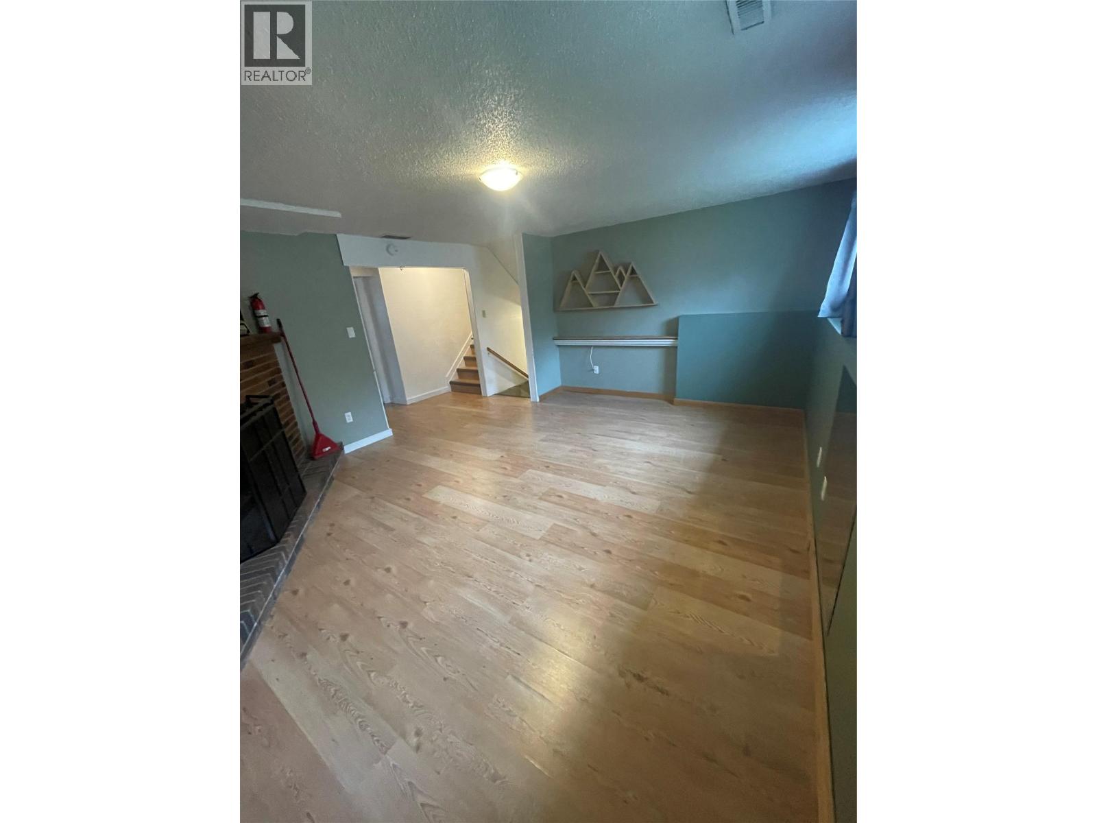 107 PEACE RIVER Crescent - 25