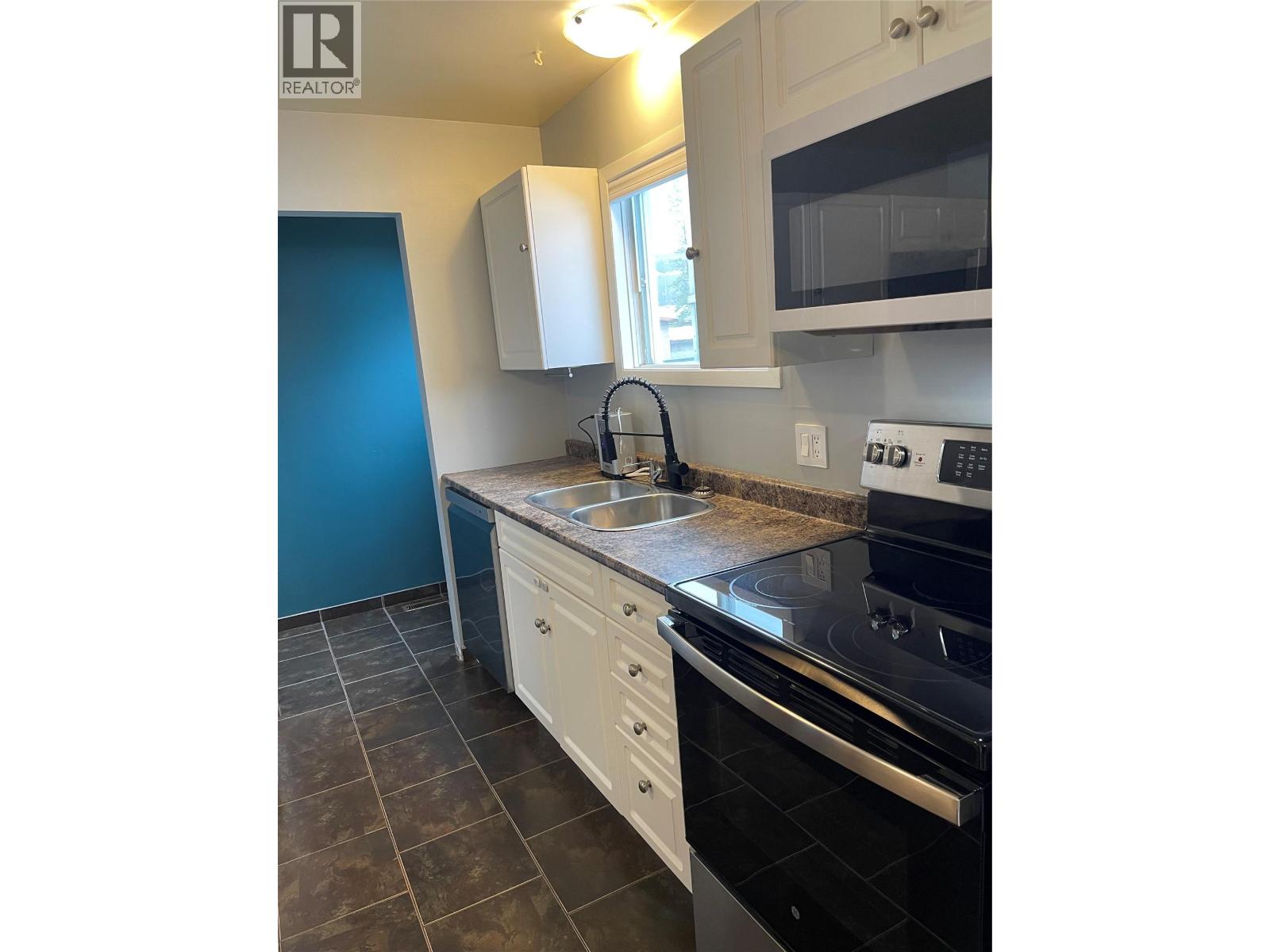 107 PEACE RIVER Crescent - 4