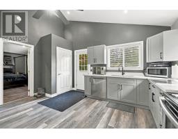 5 Della Street, Georgina, ON L0E1R0 Photo 16
