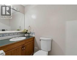 525 Shawinigan Drive SW - photo 16