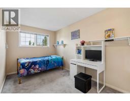 525 Shawinigan Drive SW - photo 20