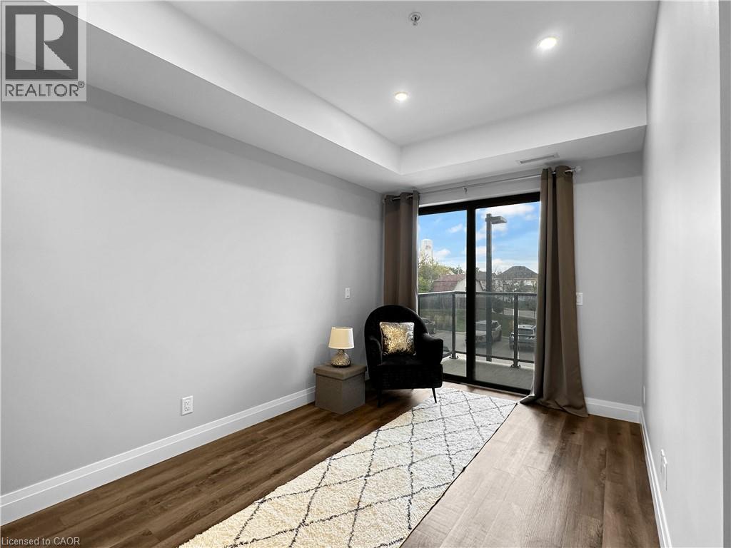 64 Main Street North — photo 8