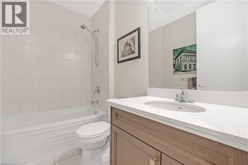 #1006 112 KING Street E - 21