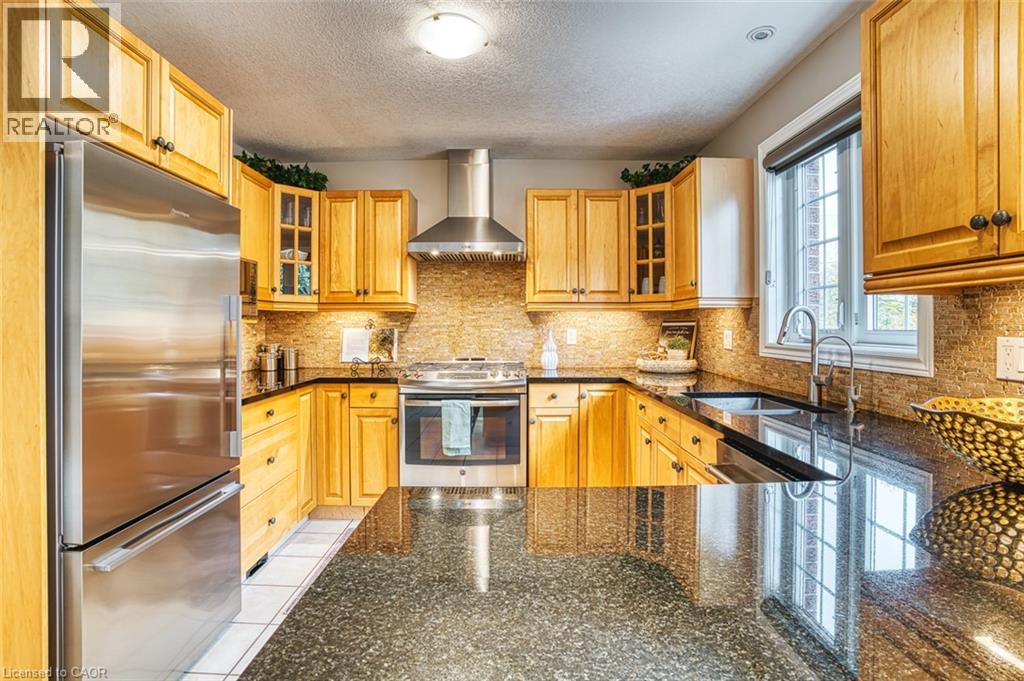 148 CAROLINIAN Lane - 11