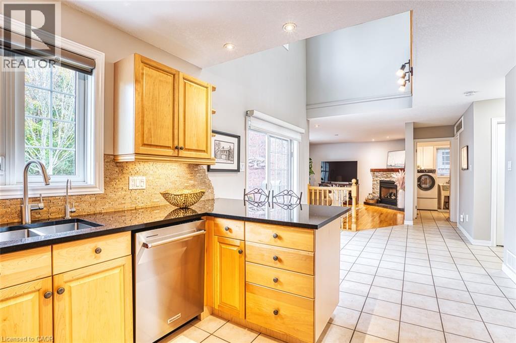 148 CAROLINIAN Lane - 14