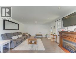 3pc Ensuite bath - 4 Wellington Street, Paris, ON N3L1S4 Photo 9