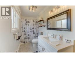 4 Wellington Street, Paris, ON N3L1S4 Photo 17
