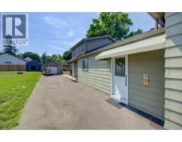 4 Wellington Street, Paris, ON N3L1S4 Photo 35