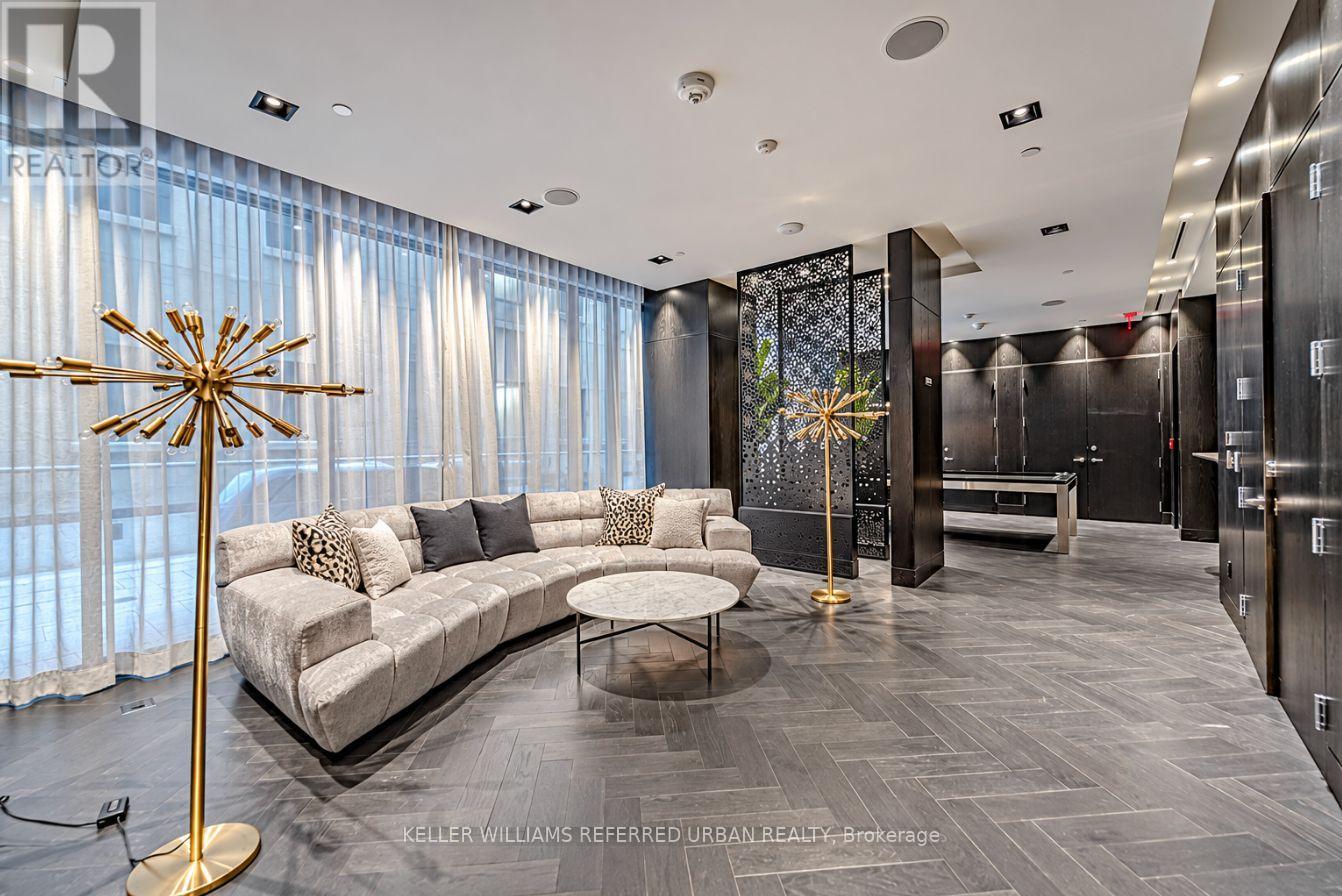 #2103 87 PETER STREET - 18