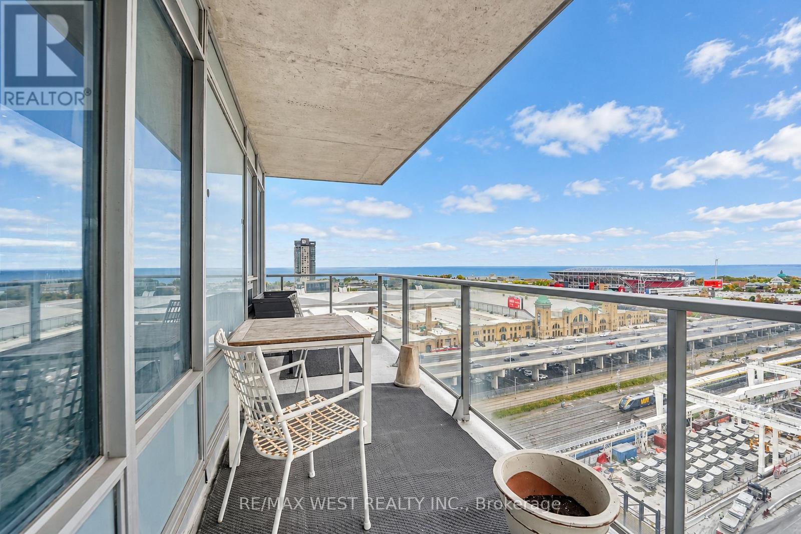 1705- 59 East Liberty Street, Toronto, ON photo 9