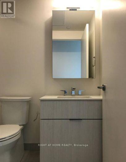 25 Richmond Street East — photo 11