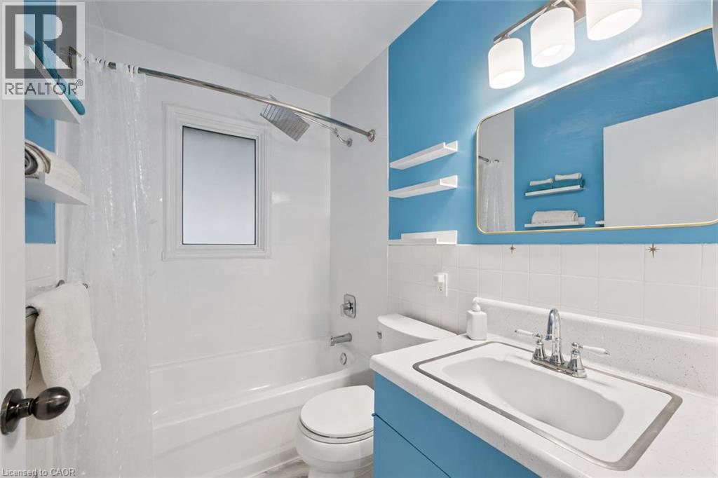 1 Cadillac Drive — photo 16