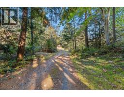 Laundry room - 1549 Shawnigan Mill Bay Rd, Shawnigan Lake, BC V8H2A4 Photo 7