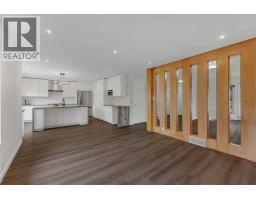 4pc Bathroom - 225 Riverwood Close Se, Calgary, AB T2C3Z4 Photo 9