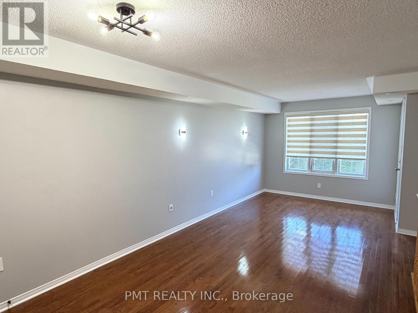 42 Pinery Trail — photo 8