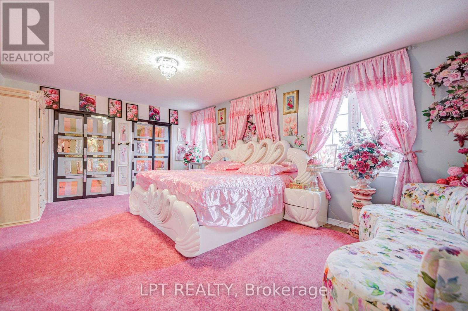 69 Westacott Crescent — photo 36