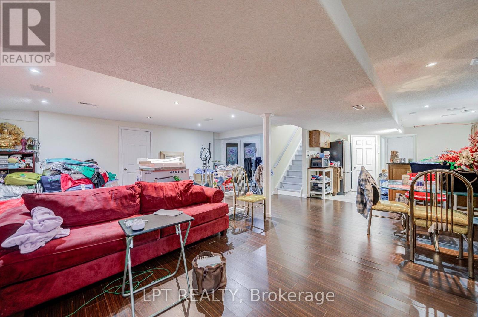 69 Westacott Crescent — photo 40