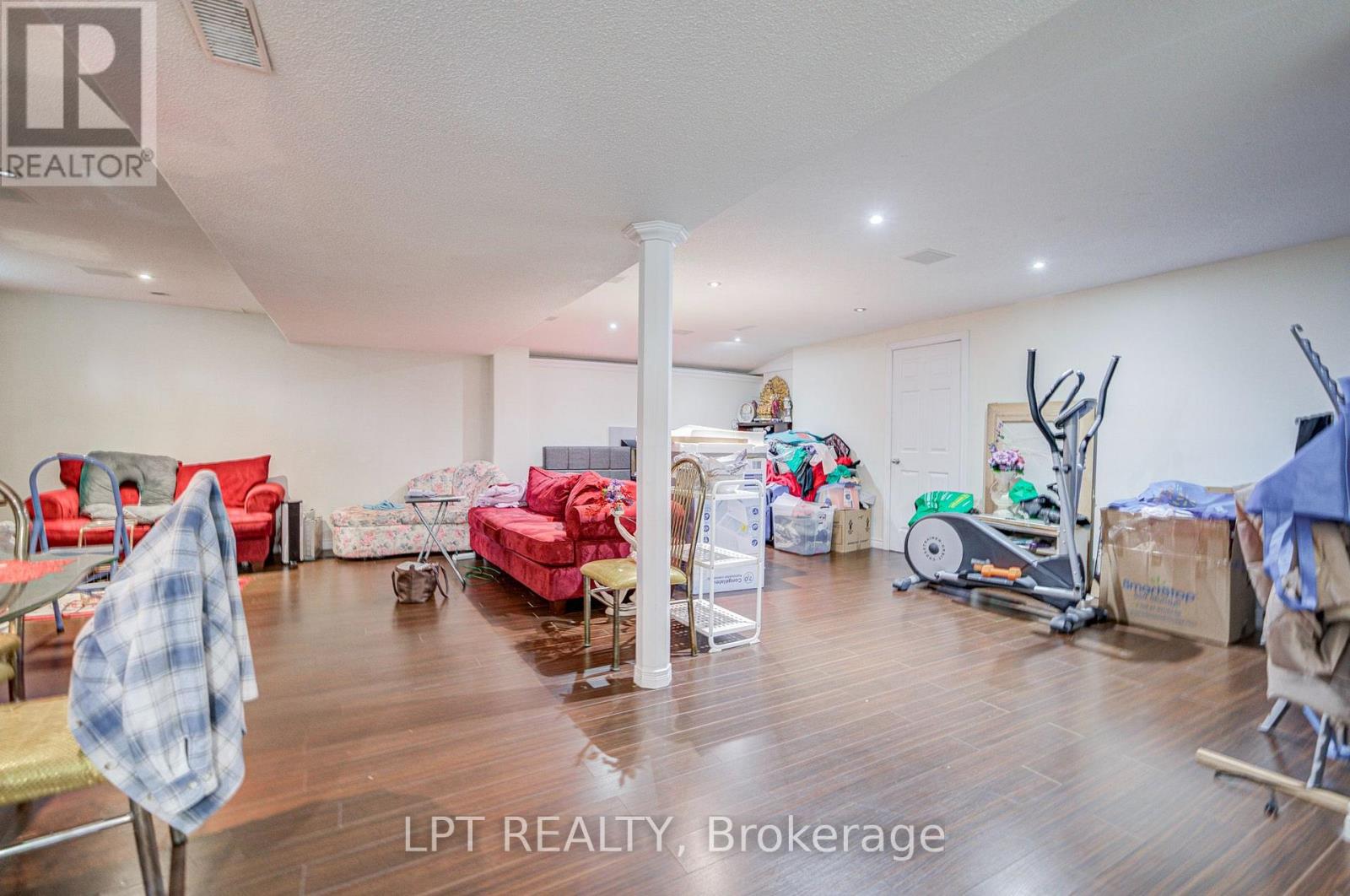69 Westacott Crescent — photo 41
