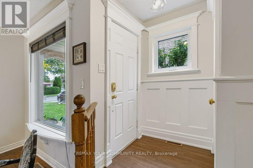30 RADFORD DRIVE - 12
