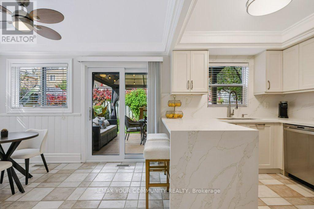 30 RADFORD DRIVE - 24
