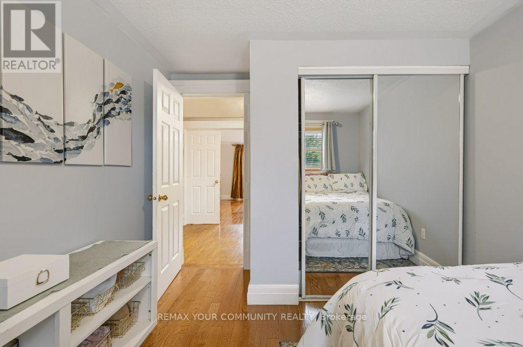 30 RADFORD DRIVE - 35