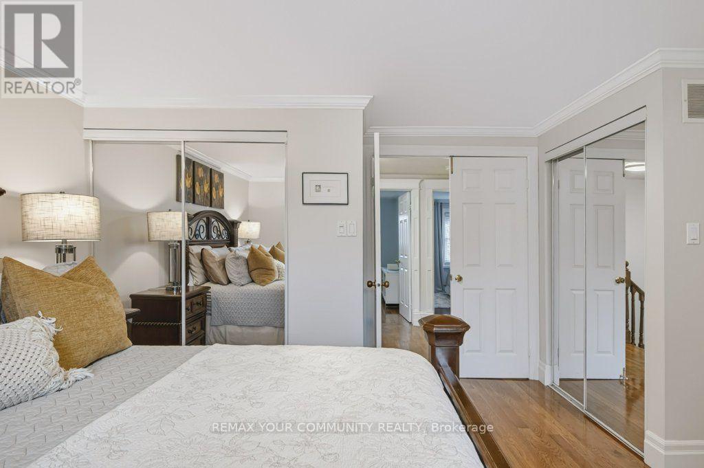 30 RADFORD DRIVE - 39