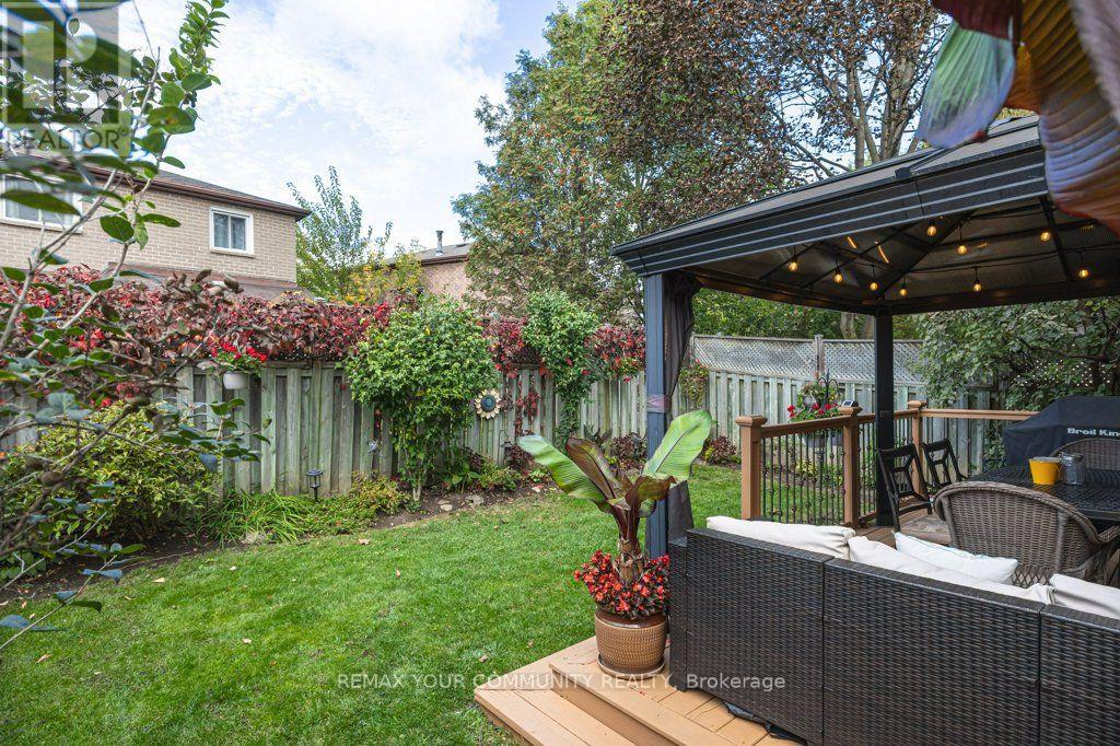 30 Radford Drive — photo 4