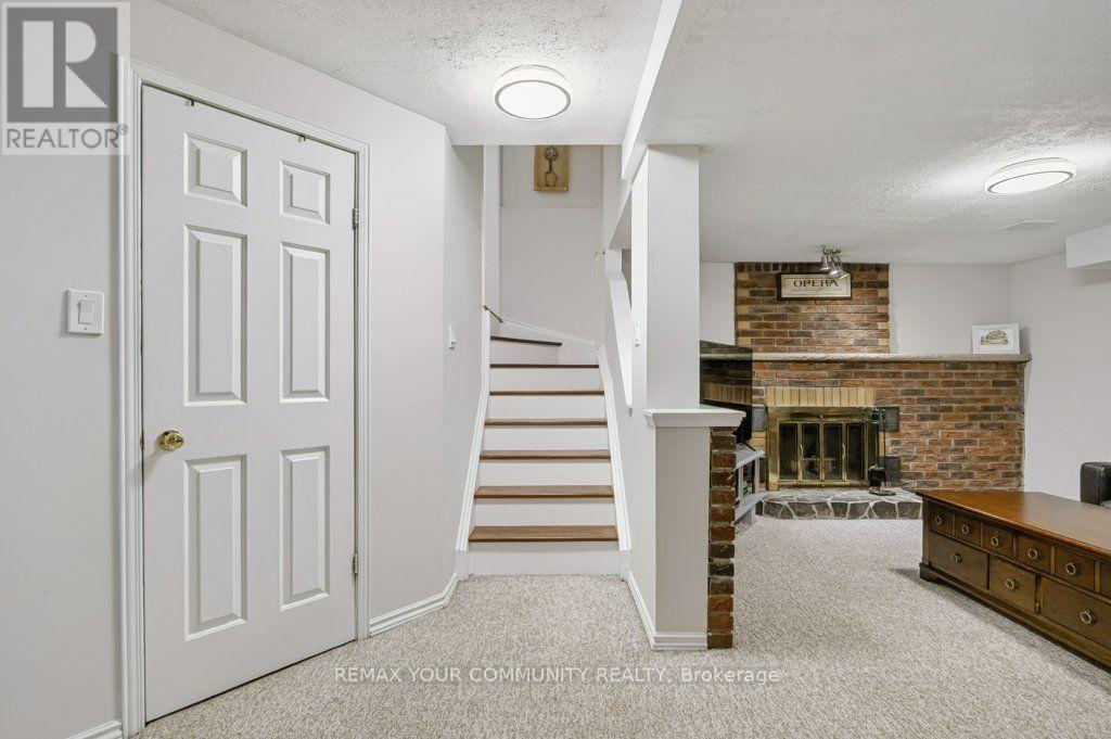 30 RADFORD DRIVE - 43