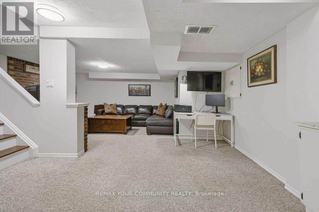 30 Radford Drive — photo 47
