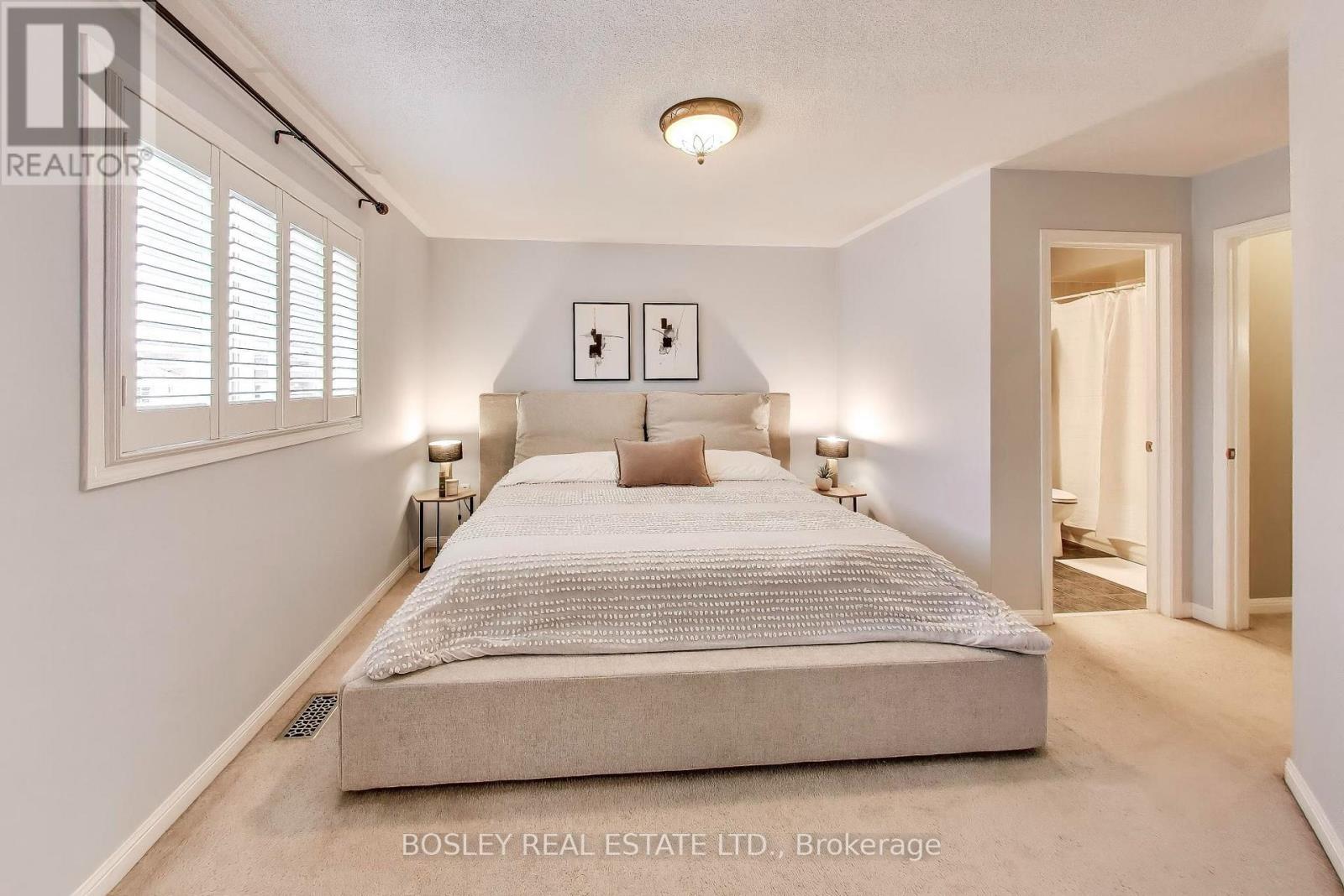 57 Longueuil Place — photo 11